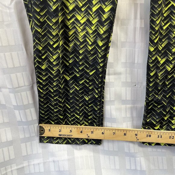 Danskin Now Black & Neon Green Capri Pants Womens Size S (4-6)Pocket - Picture 7 of 10